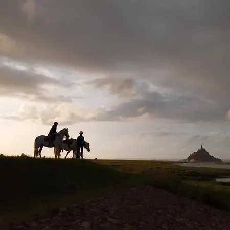 Le Chausey Mont Saint Michel *